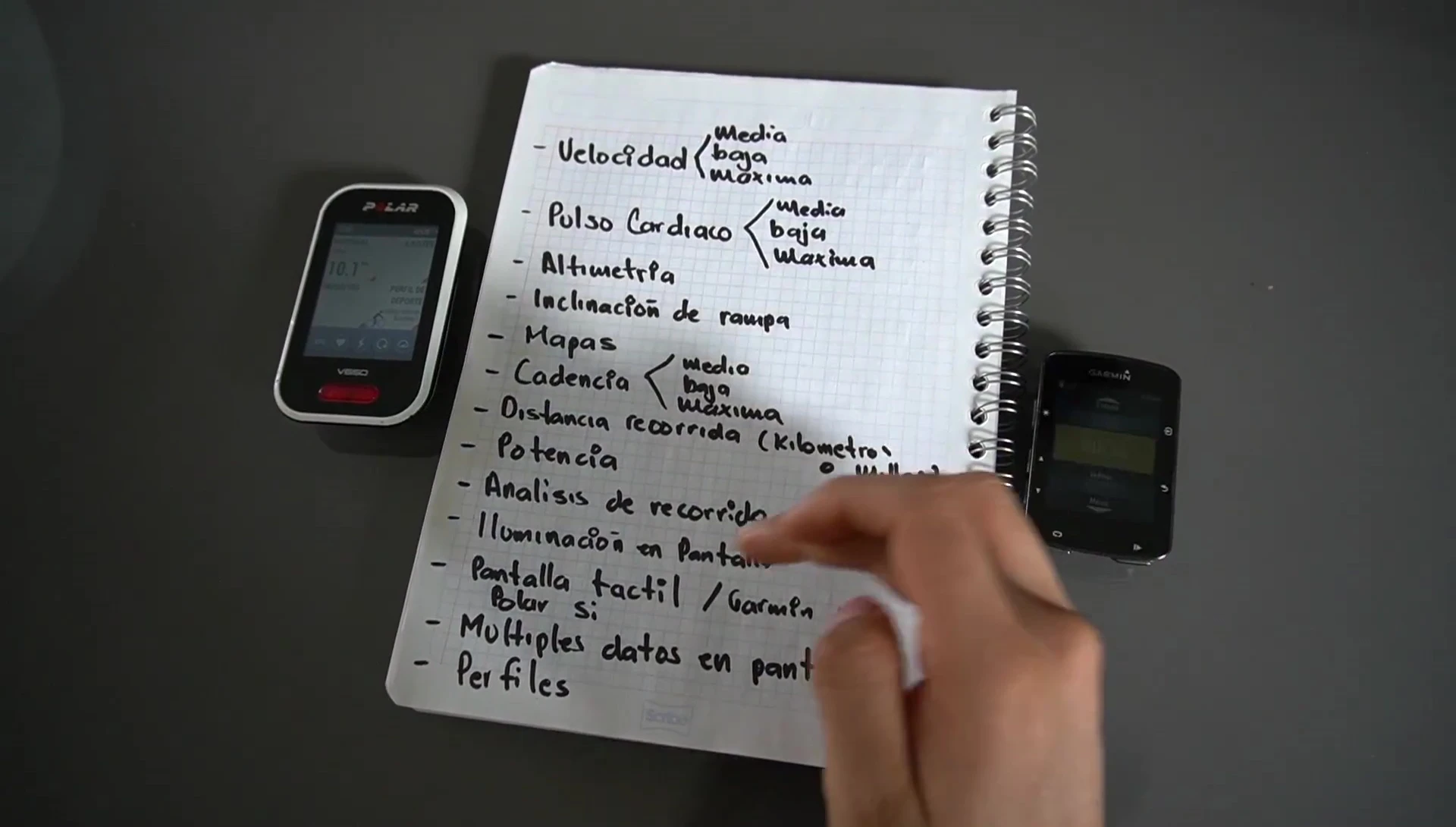 Close-up of the Garmin Edge 520 Plus touchscreen.