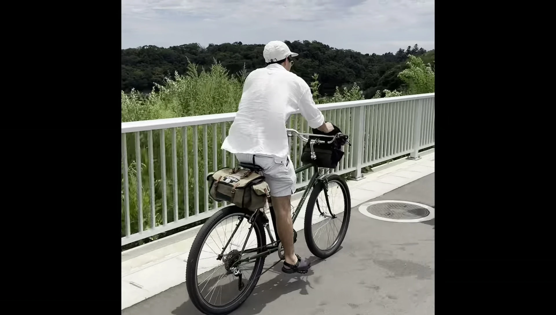 Group cycling through the Saitama countryside