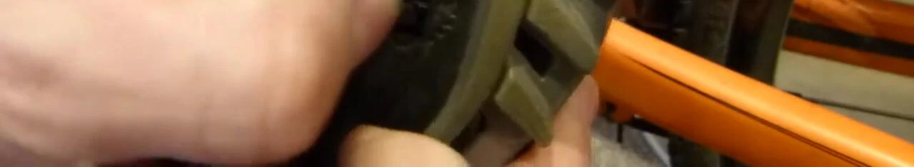 Text mentioning the cleat is made of mild steel.