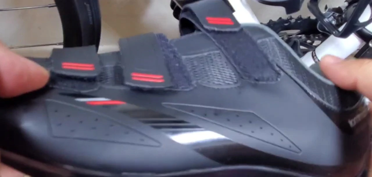 Image of the cycling shoes used with the pedals.
