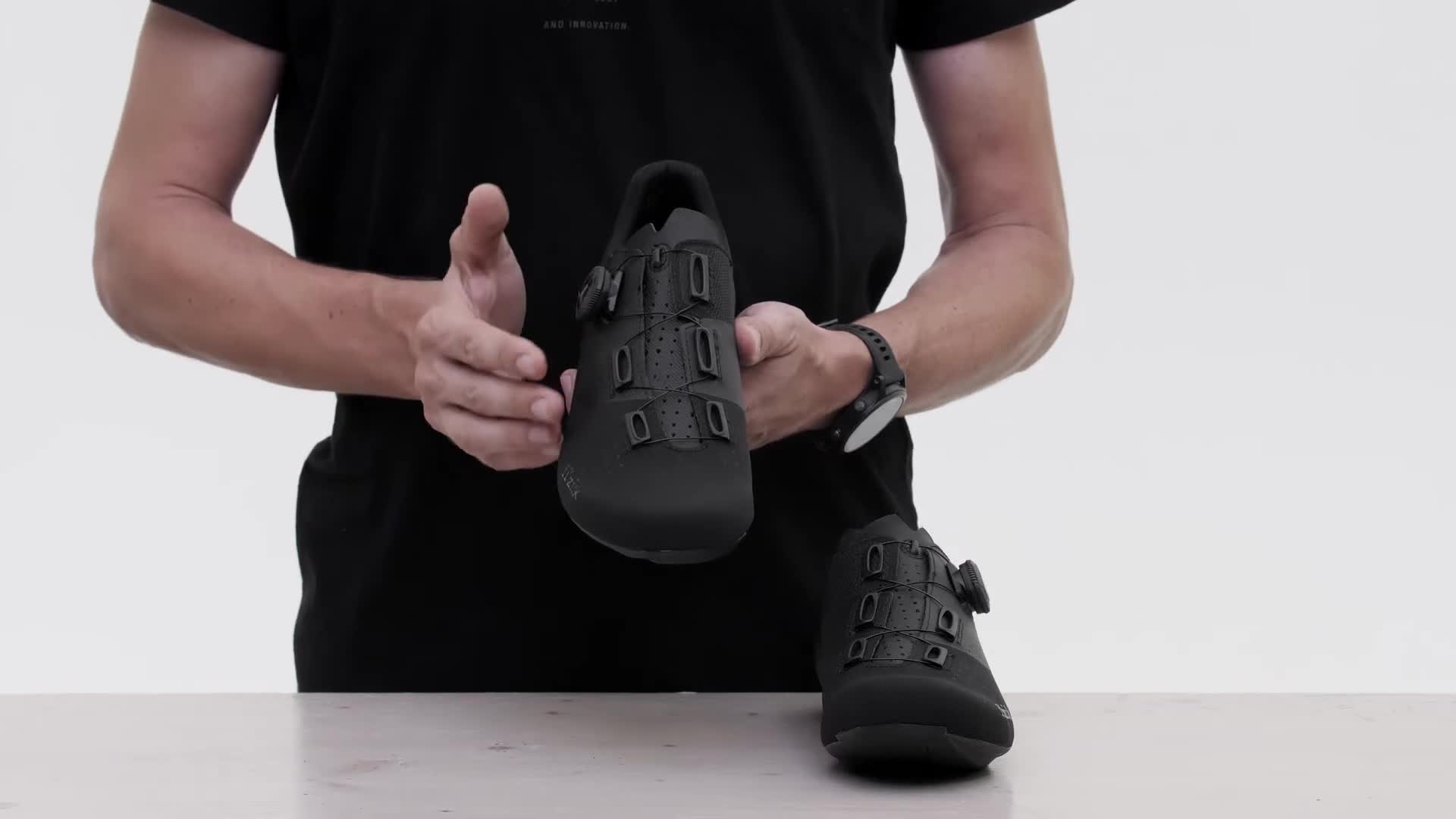 Shoe being used in a group ride