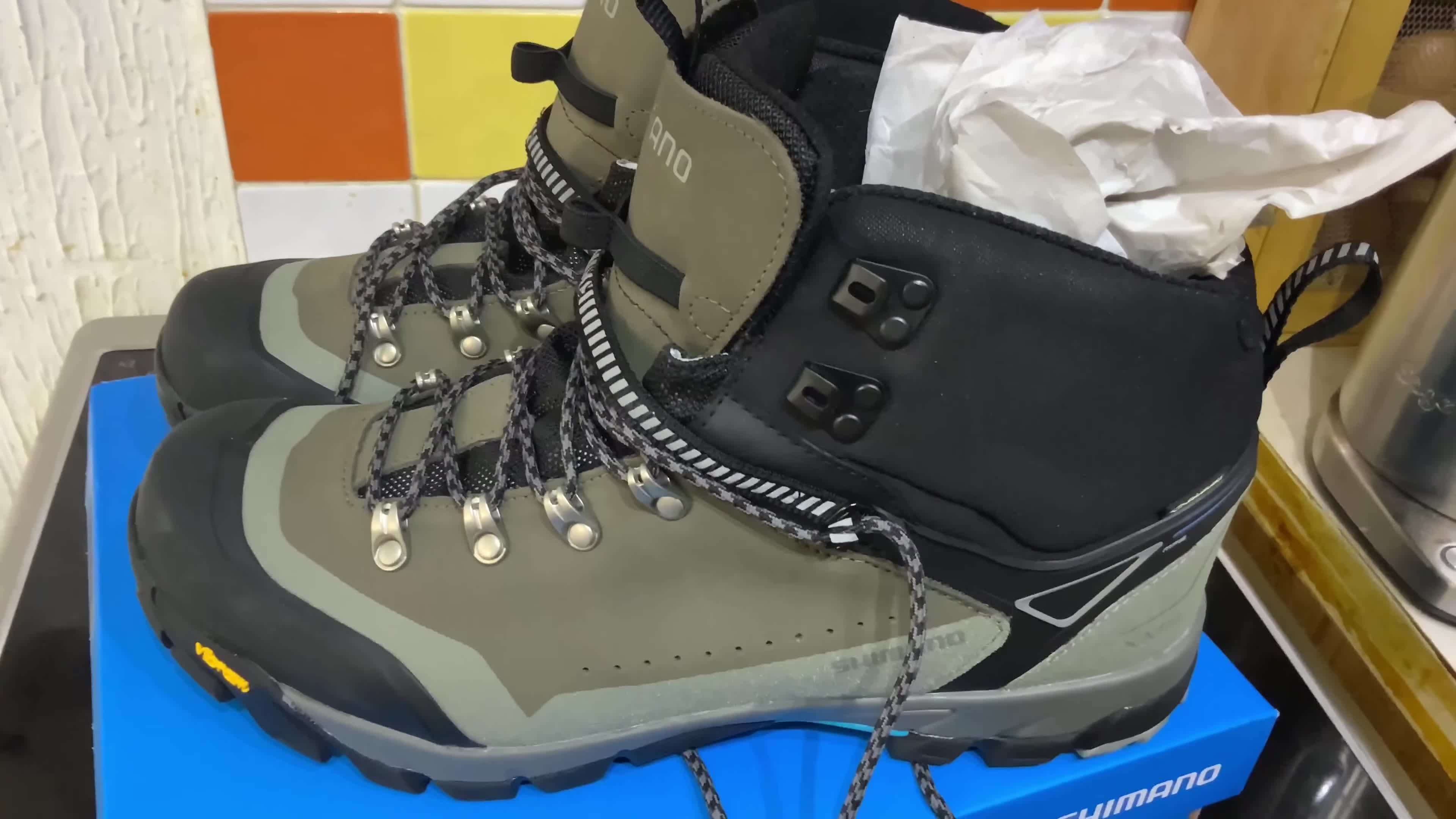 Close-up shot of the Shimano XM9 shoes fresh out of the box
