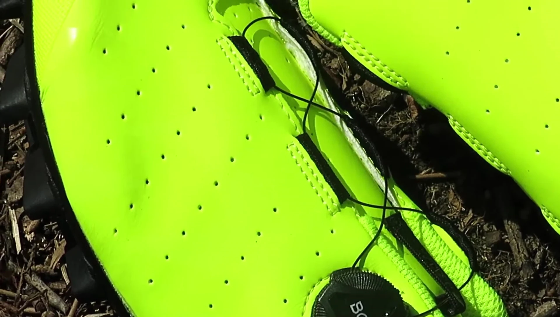 Image showcasing the wide toe box of the shoe.
