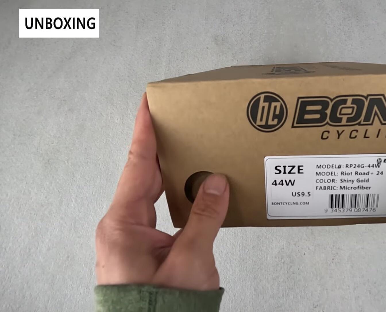 Shoe box with size information