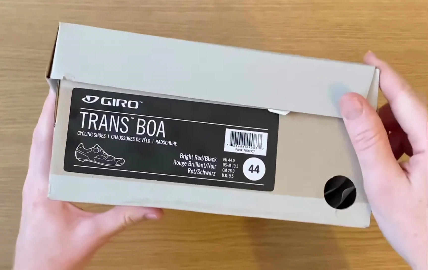 Shoe box showing size and color information