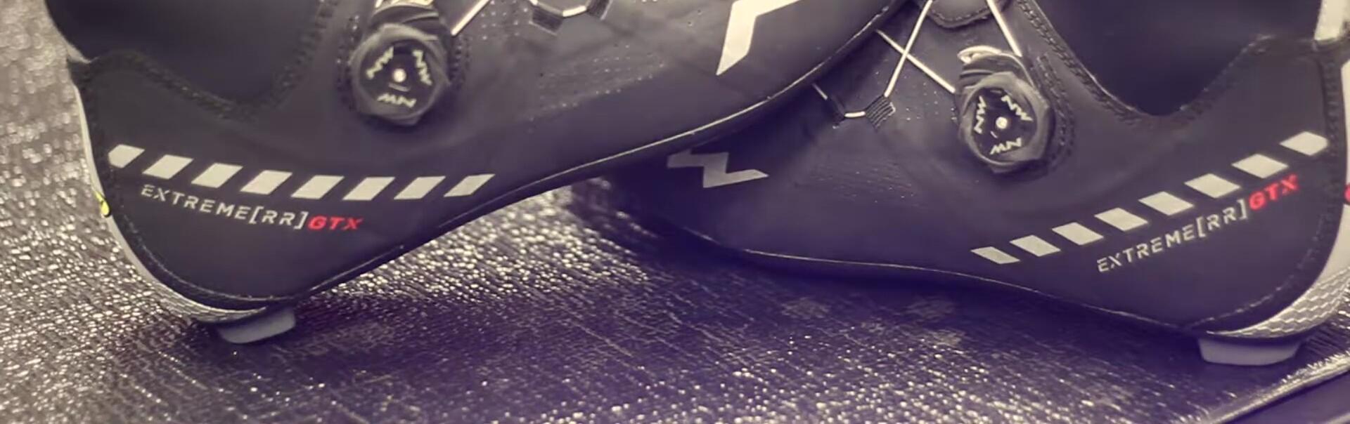 Overall view of the Northwave Extreme RR3 GTX showcasing its sleek design