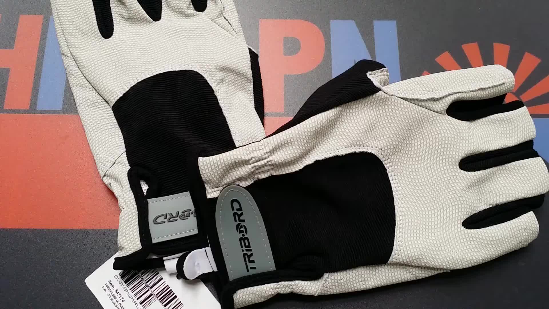 Close-up of the dry board fingerless gloves.