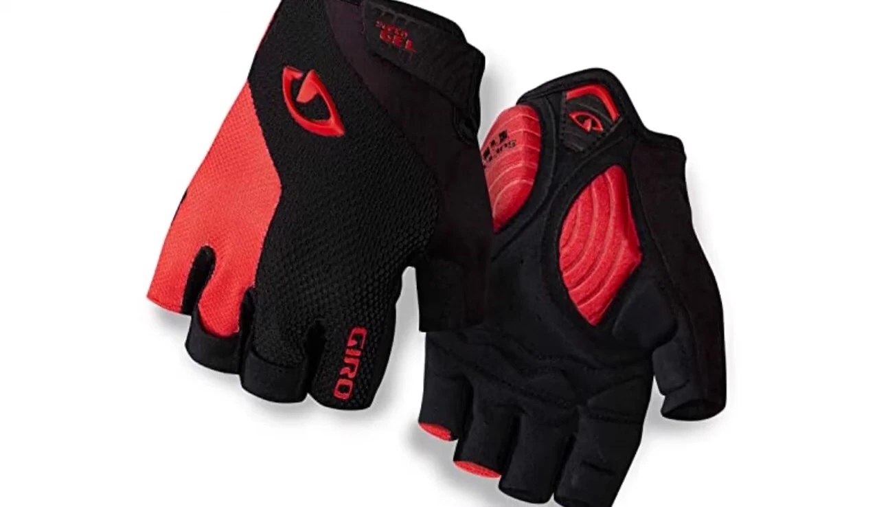 Image showing the breathable mesh and suede palm