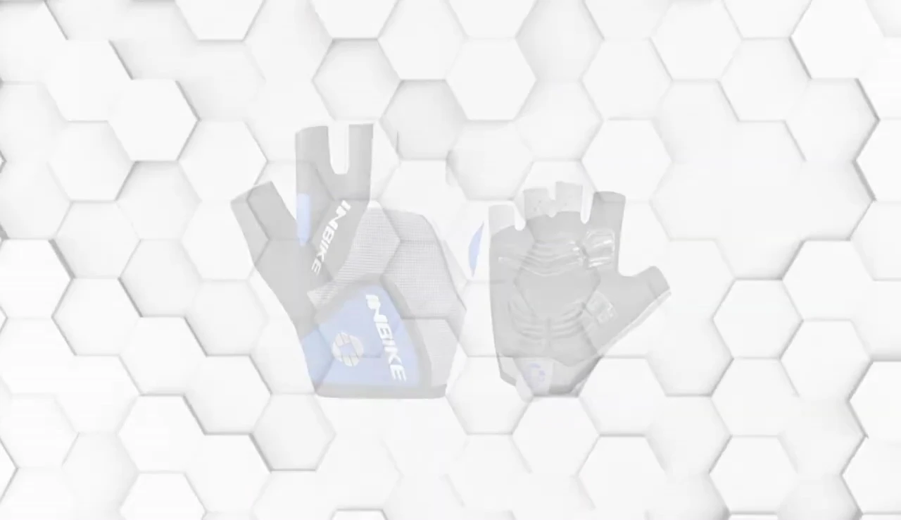 Image showcasing the short-fingered design and anti-slip silicon