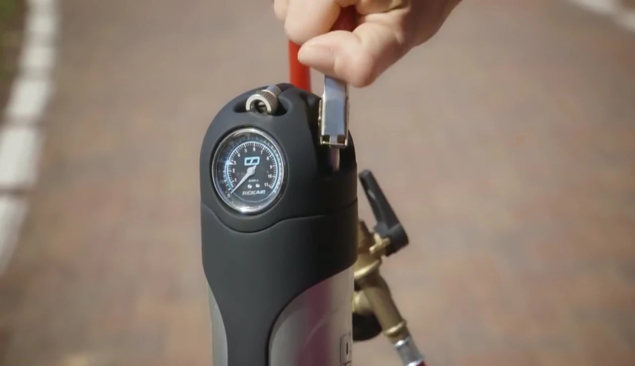 Demonstration of refilling the RideAir pump quickly.