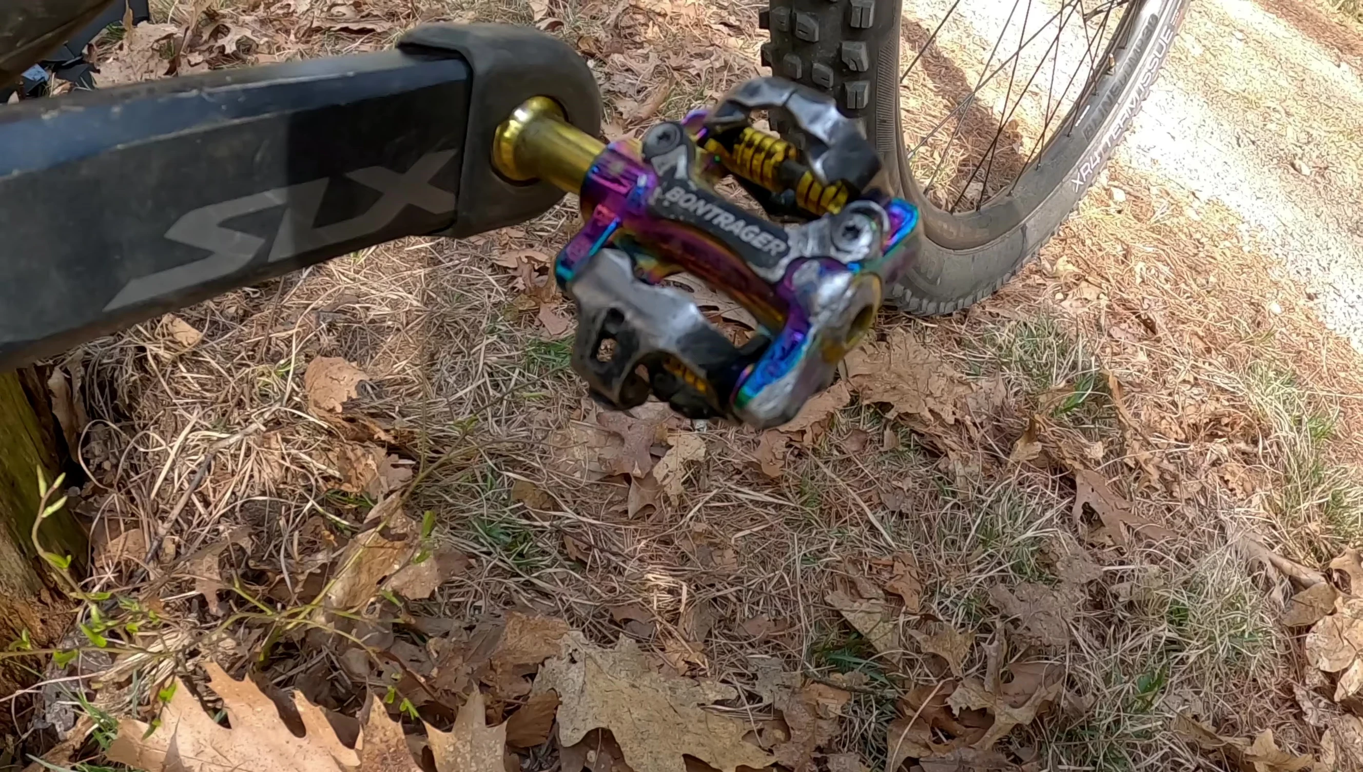 Close-up of the pedal and cleat engagement.