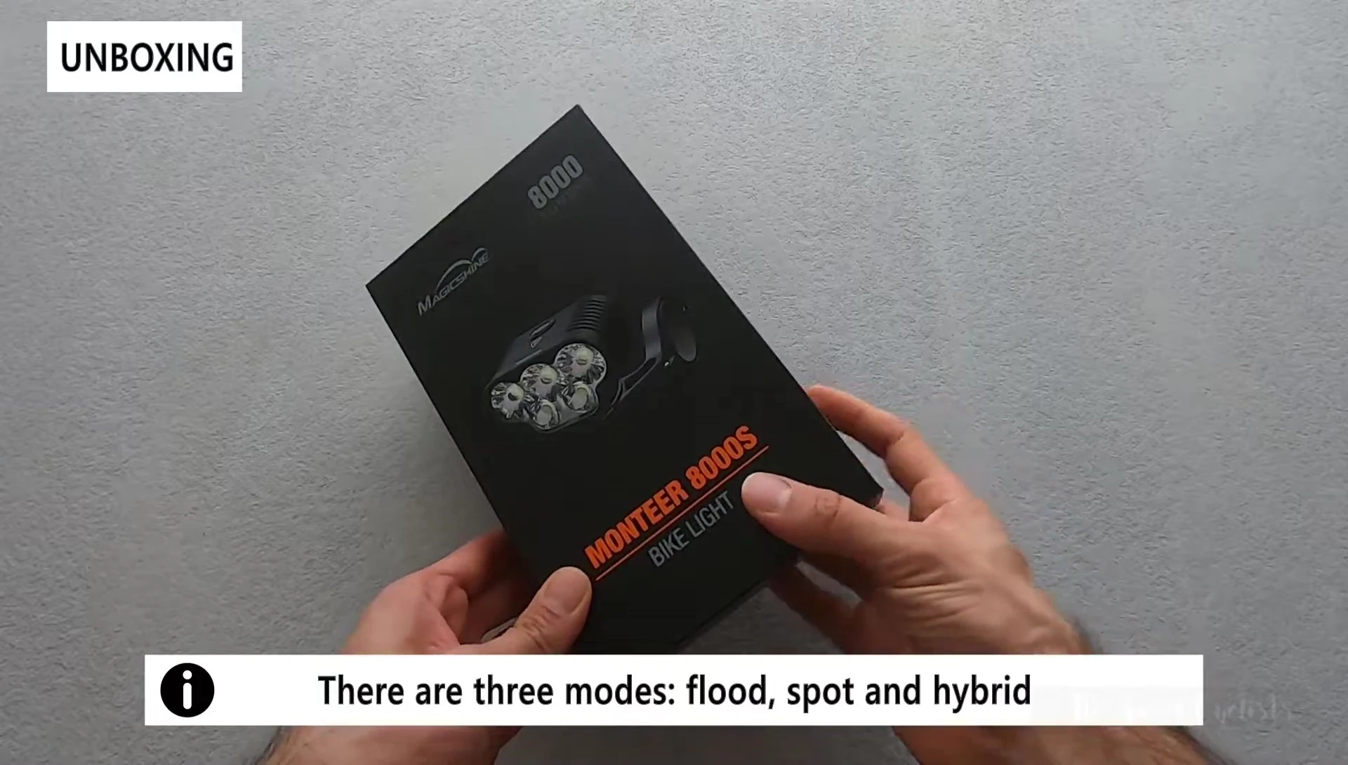 The Magicshine Monteer 8000S box