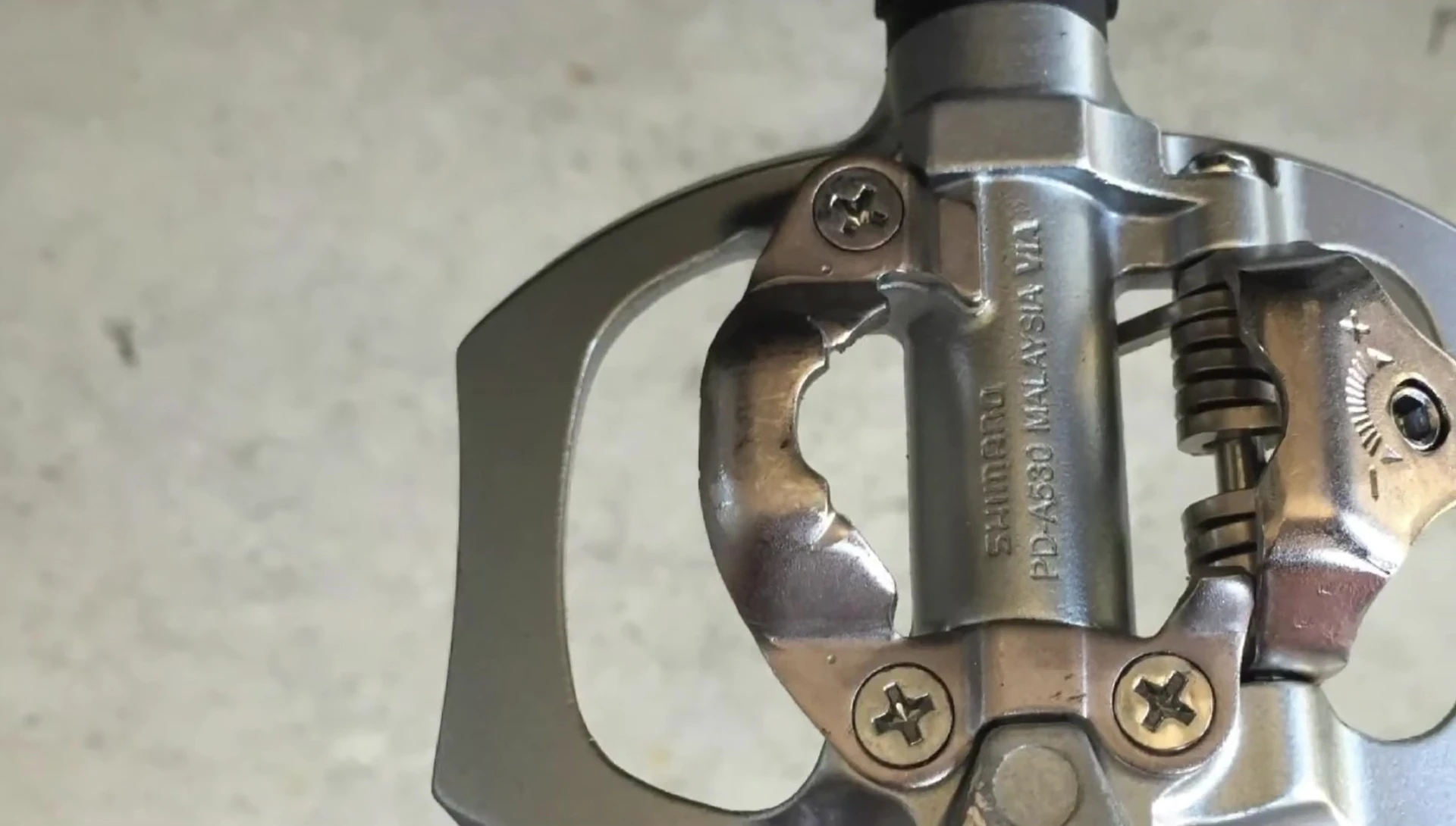 Showing the flat side of the PD-A530 pedal