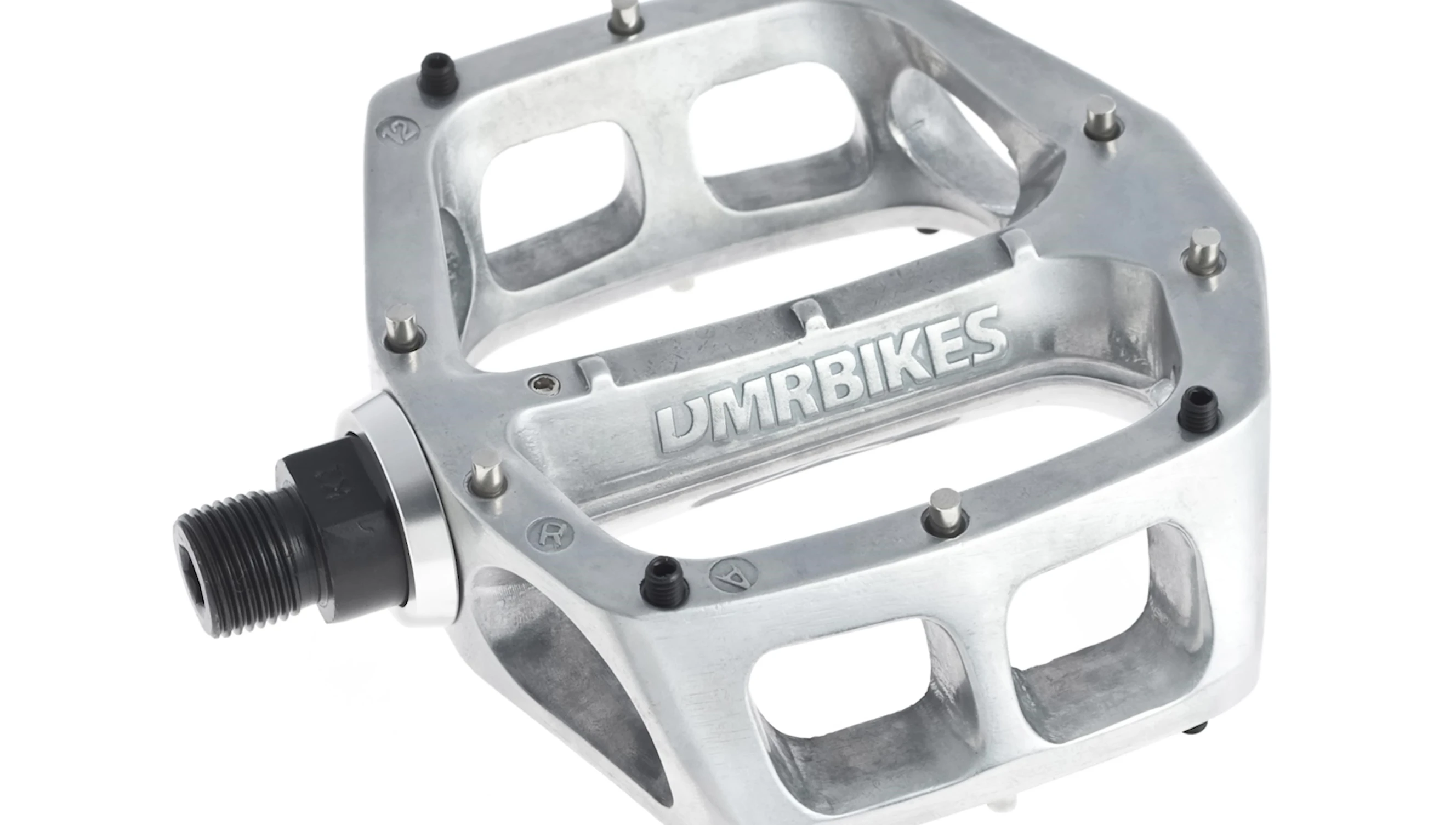 DMR V8 pedals