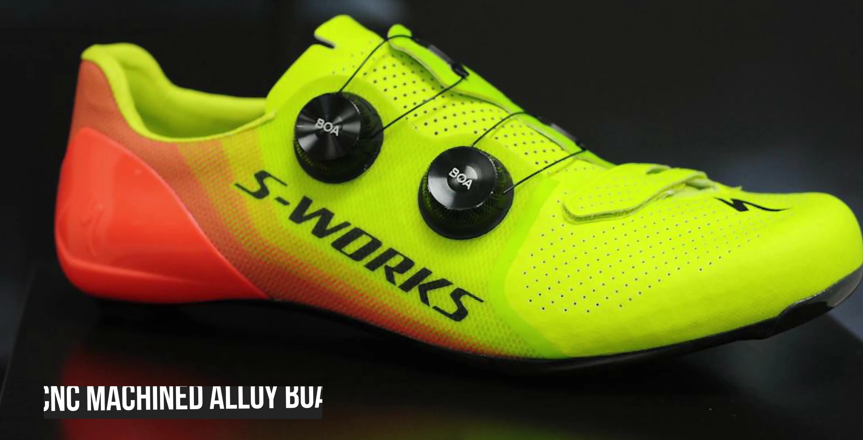 Close-up on the Boa dials of the Specialized S-Works 7.
