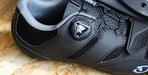 5 Best Road Cycling Shoes: A Detailed Review & Comparison