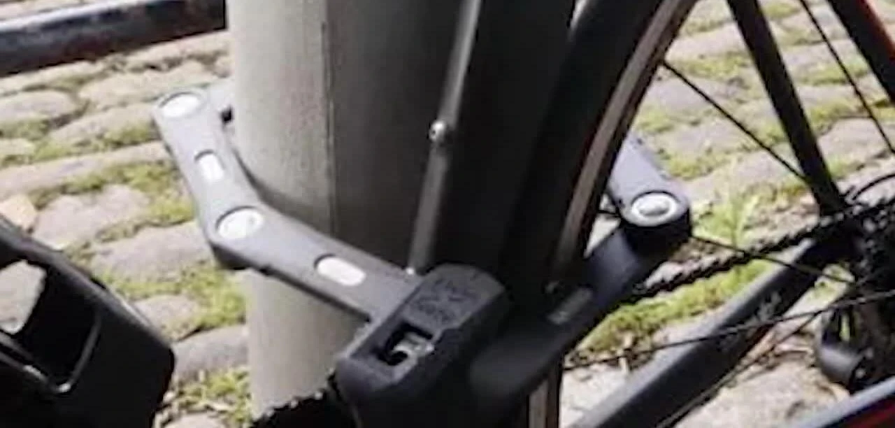Close-up of the XPlus 6500 lock showcasing its hardened steel plates.